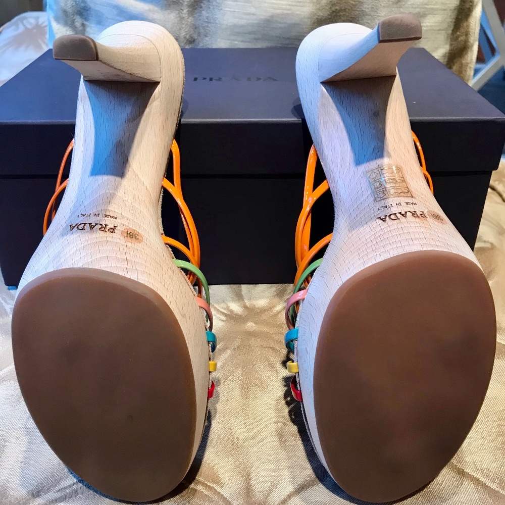 2️⃣✖️♓️🅿️ 🌈Prada Rainbow Mule Sandals🌈 - Picture 5 of 8